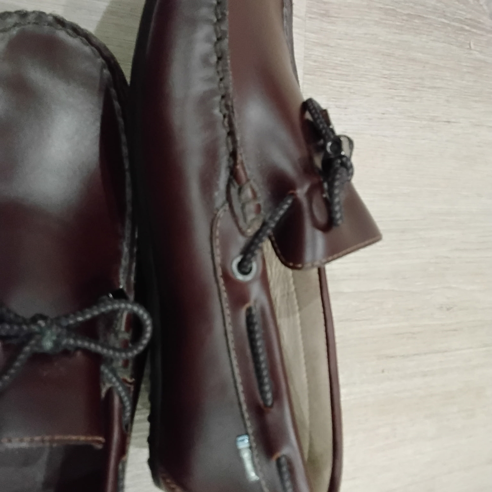 Elegant Brown Leather Loafers for Men